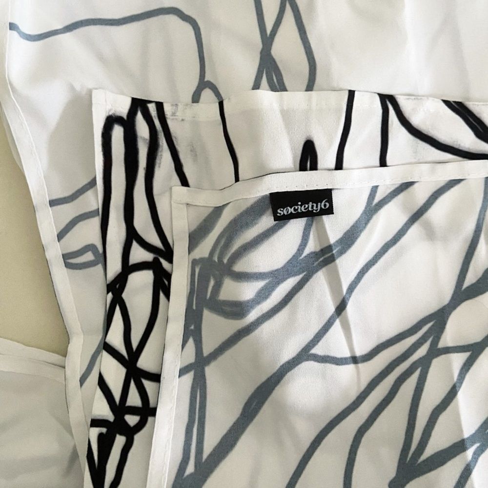 Minimalist Black & White Line Art Wall Tapestry - Abstract Kiss - Picture 2 of 3